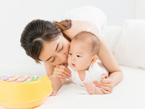 啟業(yè)家政 深耕龍崗月嫂市場(chǎng)，開拓深圳家政新局面